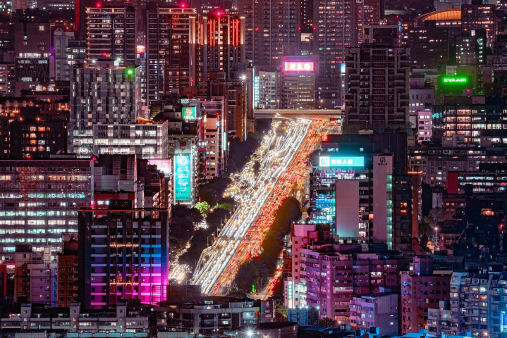 cyberpunk open world neon
